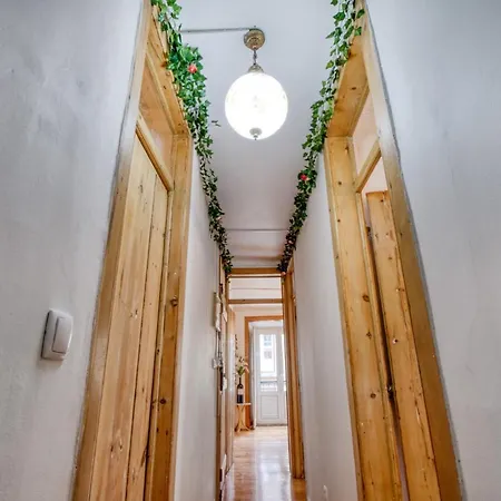 In The Heart Of Apartament Lizbona